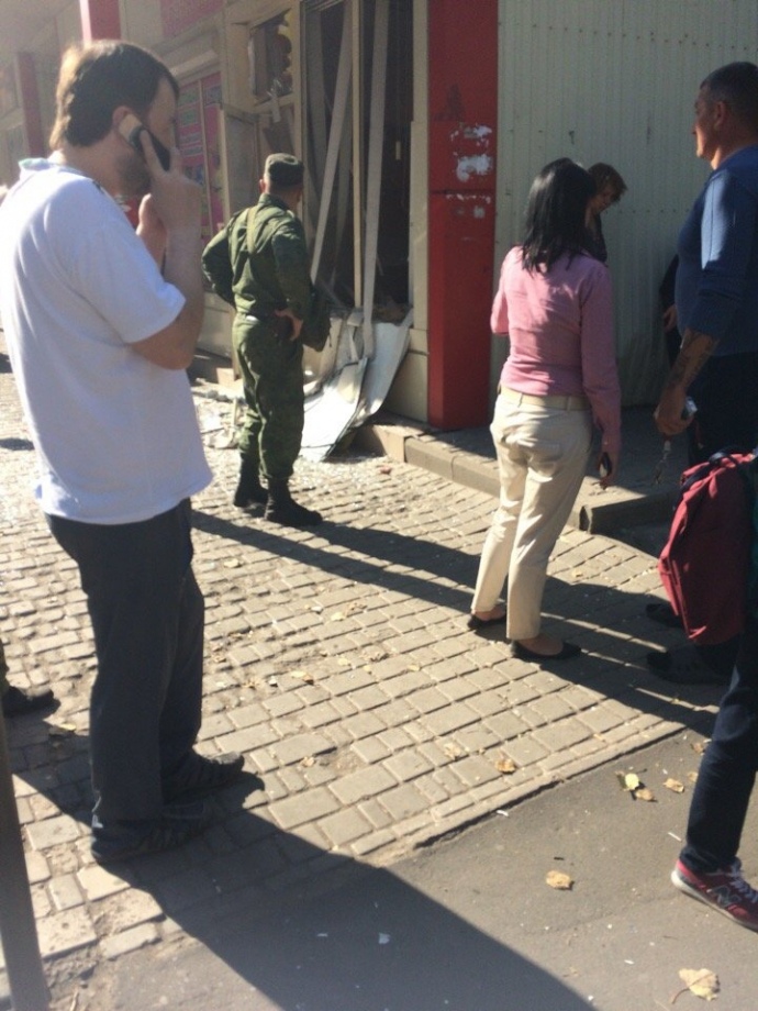 В магазине оккупированного Донецка взорвали гранату, есть раненые 5