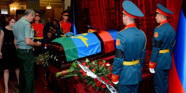 Аксенов, Залдостанов и недобитый Ташкент. Как хоронили Захарченко