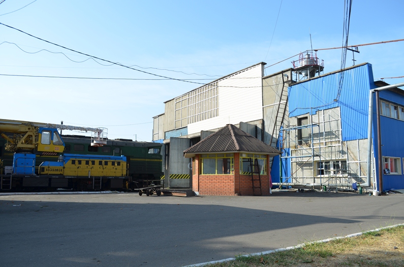 Одесские железнодорожники ремонтируют локомотивное депо Николаев 1