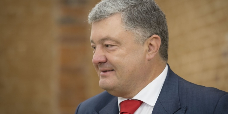 Томос и Православная Поместная Церковь будут раньше, чем кто-либо ожидает — Порошенко