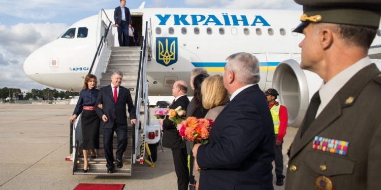 Порошенко примет участие в сессии Генассамблеи ООН – он уже в США