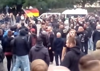 В германском Хемнице вновь столкновения противников и сторонников приема мигрантов: задержано 300 человек