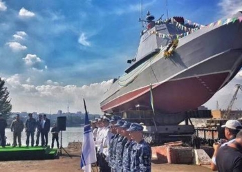 “Кузня на Рыбальском” спустила на воду новый военный катер “Кентавр”