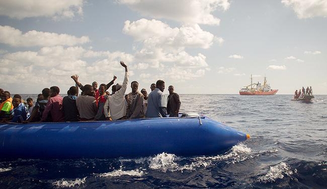 В Средиземном море утонули более сотни мигрантов