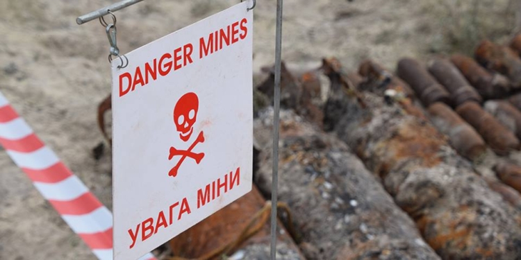 Благодаря помощи подводных аппаратов НУК николаевские взрывотехники собрали за сезон в водах Кинбурна больше 120 мин и снарядов