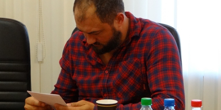 Судьба бывшего кинотеатра «Искра» – в руках депутатов Николаевского облсовета. Но почему Шевченко сравнил Невенчанного с Вороновым?