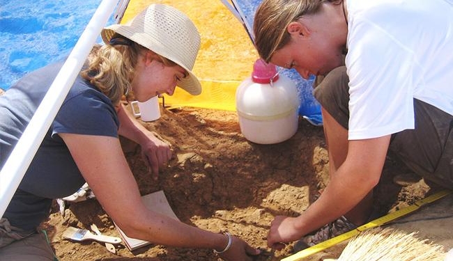 Скелет Конана? В Запорожской области археологи отрыли нечто необычное