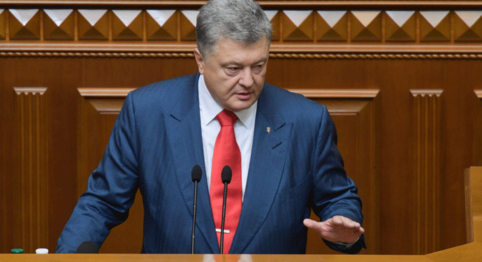 Перед выборами. Порошенко предлагает назвать, кто из украинских СМИ – агенты Кремля