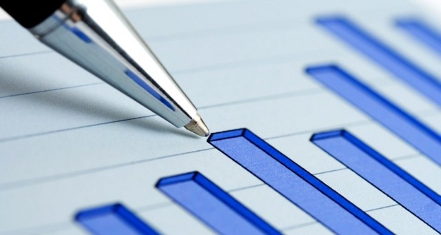 “Батькивщина” лидирует в рейтинге политических партий, но 42% избирателей хотят голосовать за “новую силу” – соцопрос