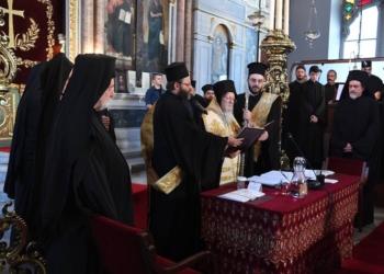 Собор Константинопольского патриархата принял решение, что им не нужно ничье согласие для предоставления Украине автокефалии