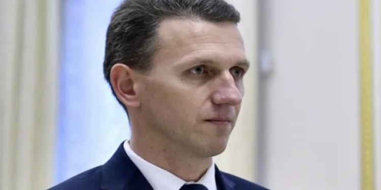 Труба дело. На решения директора ГБР пытаются влиять через жену