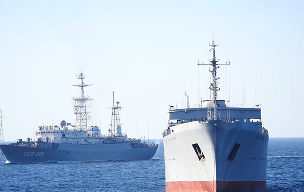 ВМС рассказали о переходе кораблей в Азовское море 1