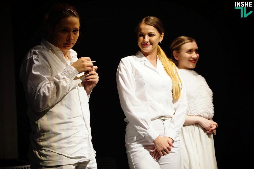 Mykolaiv Art Week: «Дикий театр» показал николаевцам эпатажный спектакль о женщинах – «Быть снизу» 41
