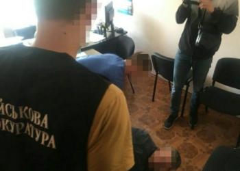 Вину не признает: в суде Николаева начали рассматривать дело о взятке замдиректора Николаевского областного центра занятости