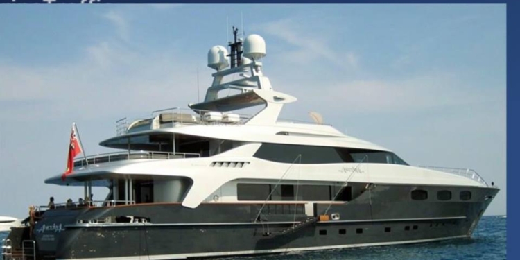 У них было свое – и оружие, и психотропы: в Николаеве таможенники на яхте обнаружили незадекларированный груз