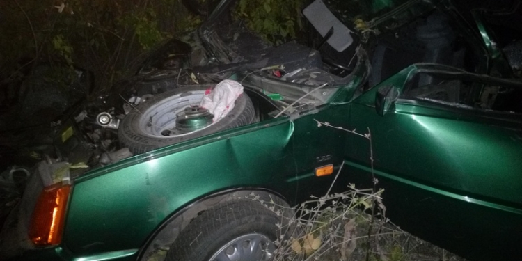 Ночное ДТП на Николаевщине: водитель погиб, пассажирка госпитализирована