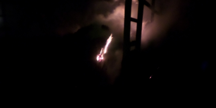 На Николаевщине за минувшие сутки дважды горели хозпостройки