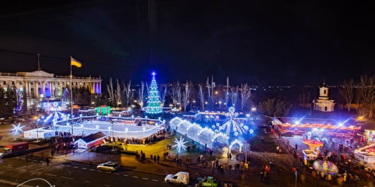 Какие будут развлечения на Соборной площади в новогодние праздники? В Николаеве объявили конкурс