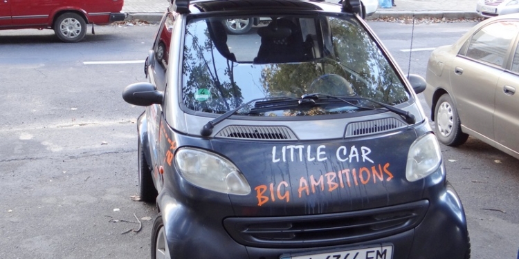 После Африки на «Москвиче» – вокруг Черного моря на «Смарте»: двое николаевцев отправились в путешествие