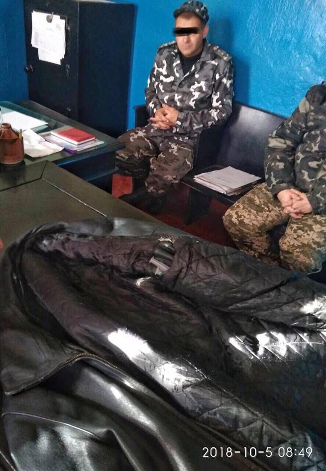 На Николаевщине выявили еще одного «оборотня в погонах» - сотрудник колонии пытался пронести наркотики осужденному 1