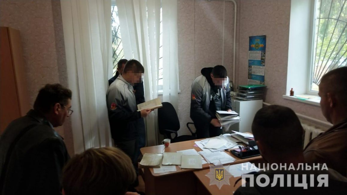 Прокуратура и полиция разошлись в оценке размера взятки, на которой поймали начальника госветбольницы на Николаевщине 5