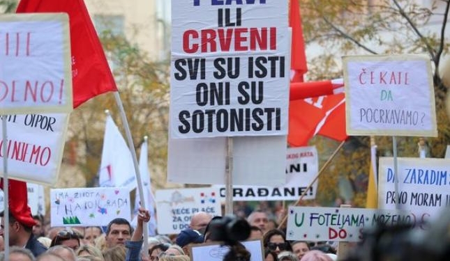 В Хорватии прошли массовые протесты из-за намерения поднять пенсионный возраст до 67 лет