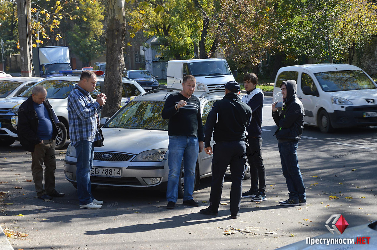 Патрульные и таможенники устроили облаву на «евробляхи» в Николаеве