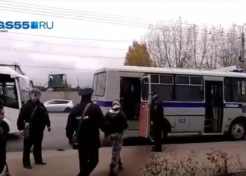 В омской колонии заключенные устроили бунт: 20 пострадавших