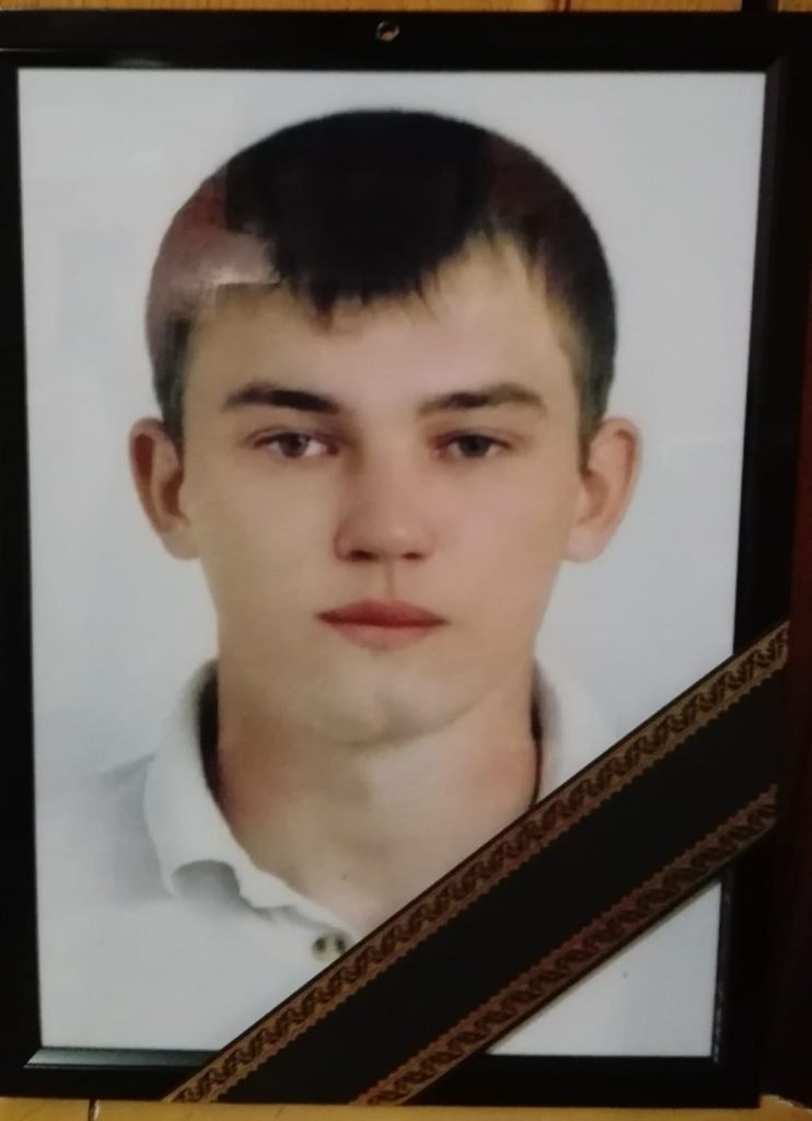 На Николаевщине умер воин АТО Андрей Исаченко 1
