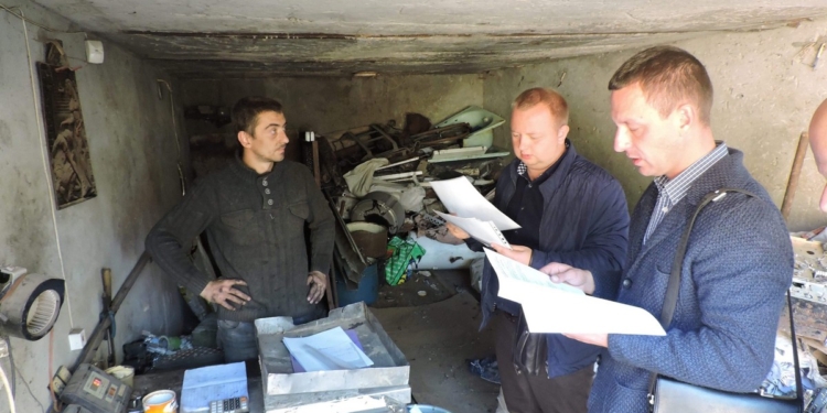 Антикоррупционный департамент приступил к проверке пунктов приема металлолома в Николаеве: нарушения обнаружили сразу же