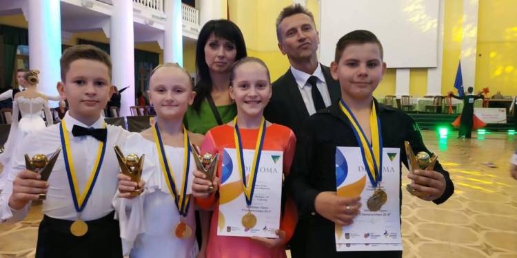 Юные николаевские танцоры собрали «урожай» медалей на международных соревнованиях Ukrainian Open Championships