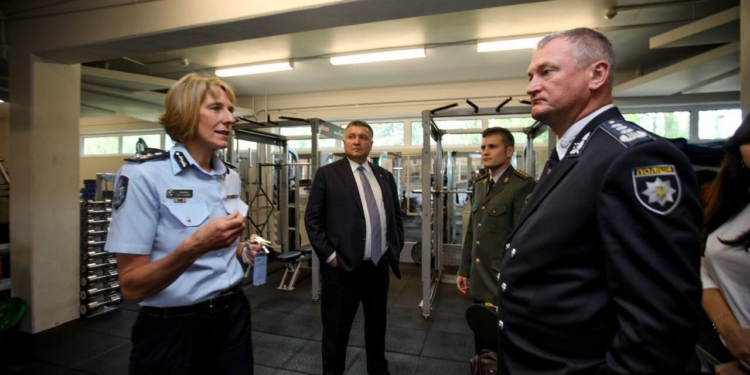 Украина попросила Австралию помочь с подготовкой полицейских