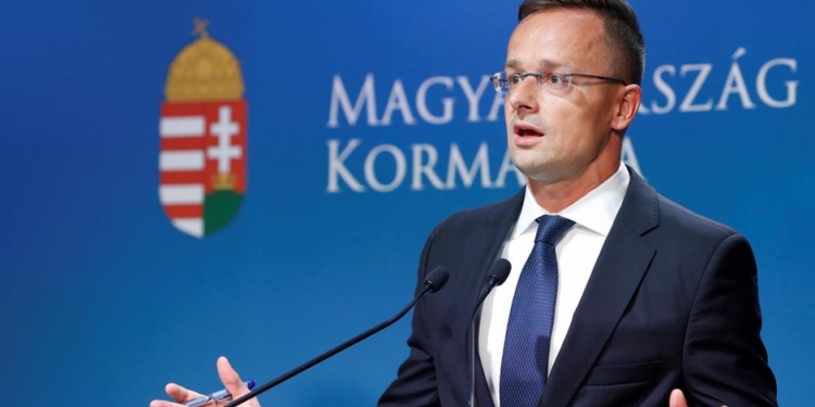 Венгрия продолжит блокировать комиссию Украина-НАТО