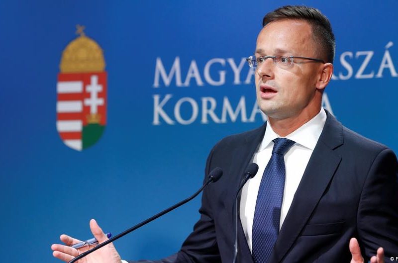 Угорщина відмовляється давати гроші на кредит Євросоюзу для України