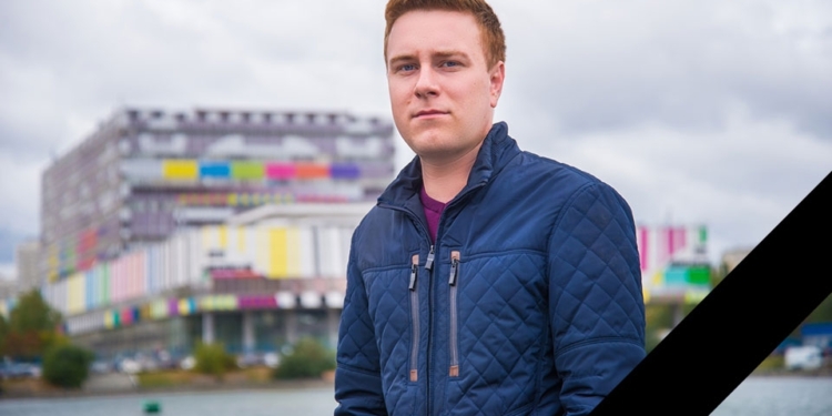 Покончил с собой российский журналист, которого в день ВДВ в прямом эфире ударил пьяный “десантник”