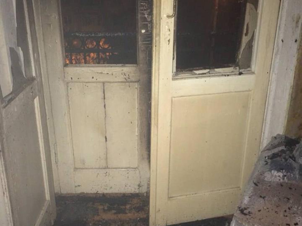 В Николаеве вчера дважды горели балконы – спасатели их не только потушили, но и спасли одного человека 9