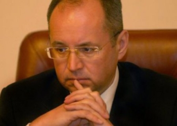 Кучму на переговорах в Минске временно заменил Руслан Демченко