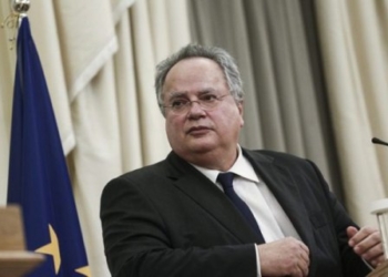 Глава МИД Греции подал в отставку из-за спора по Македонии