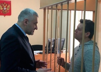 Фейгин рассказал о посещении Сущенко в СИЗО