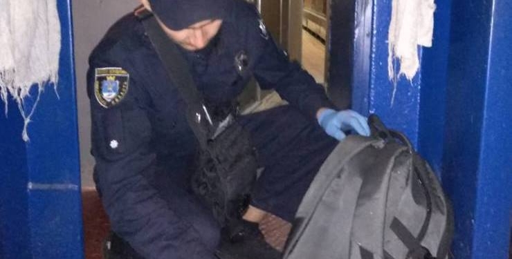 Поезд “Николаев-Киев” продолжил путь после проверки. Пьяный “минер” задержан