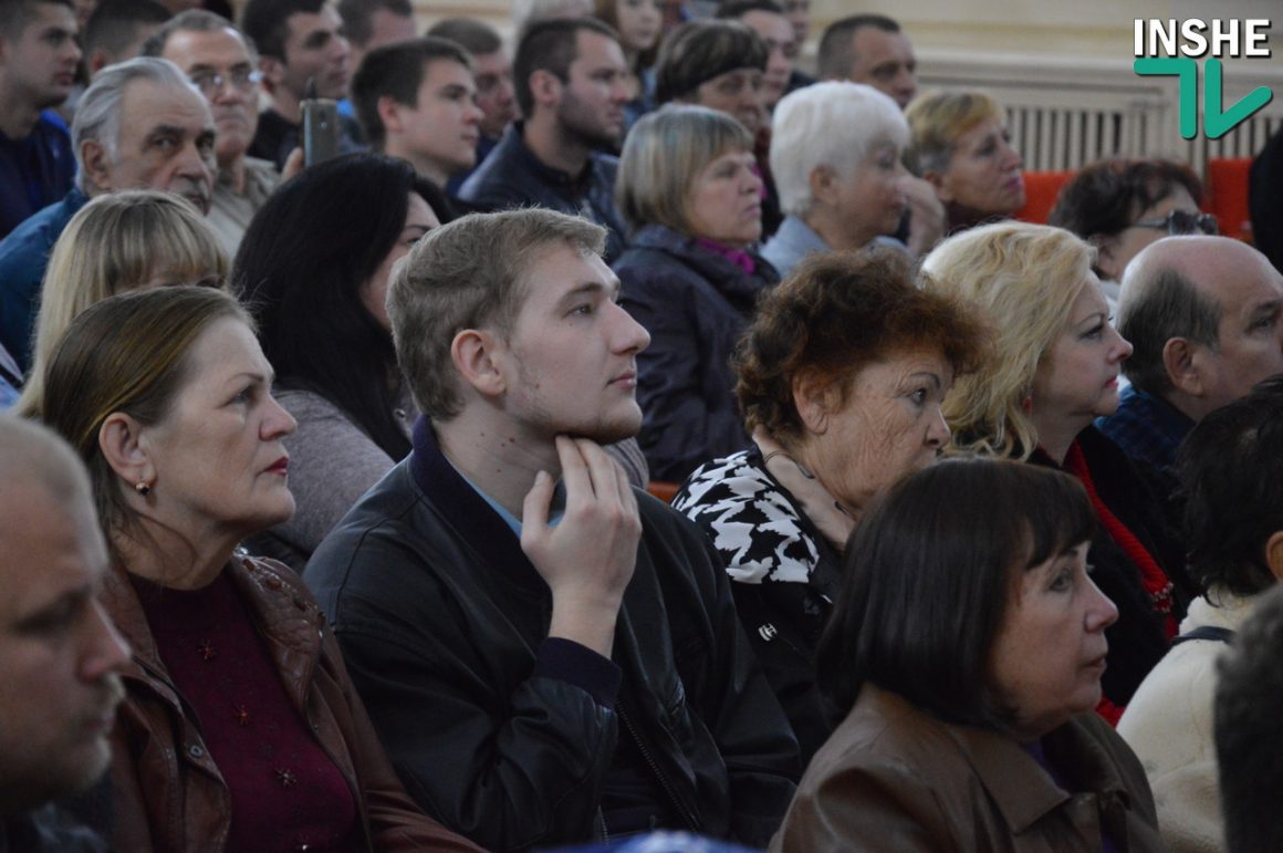 "Мы построим сильную экономику". В Николаеве нардеп Деревянко заявил о президентских амбициях и рассказал, что делать с аварийной вышкой для фристайла 18