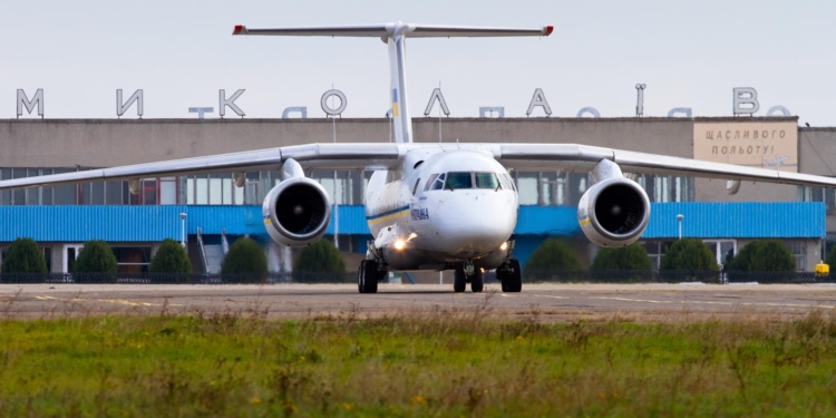 За счет ГФРР на реконструкцию и техническое переоснащение средств посадки Николаевского аэропорта потратят 16,8 миллиона