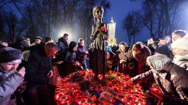 Порошенко призвал страны ЕС последовать примеру США и признать Голодомор геноцидом украинского народа