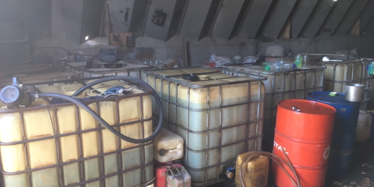 Не первая и не последняя. В Николаевской области нашли подпольную АЗС