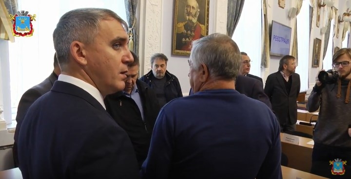 ТРАНСЛЯЦИЯ: После вчерашних провокаций сессия горсовета Николаева продолжила свою работу