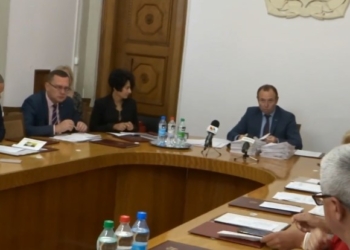 «Надеюсь, что они исправят ошибку» — Савченко об отказе членов исполкома начинать работу с Гимна