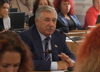 Дюмин о заявлении «Оппоблока» по «фекальному нападению»: Совершенно неприемлемо все стрелы пускать на городского голову
