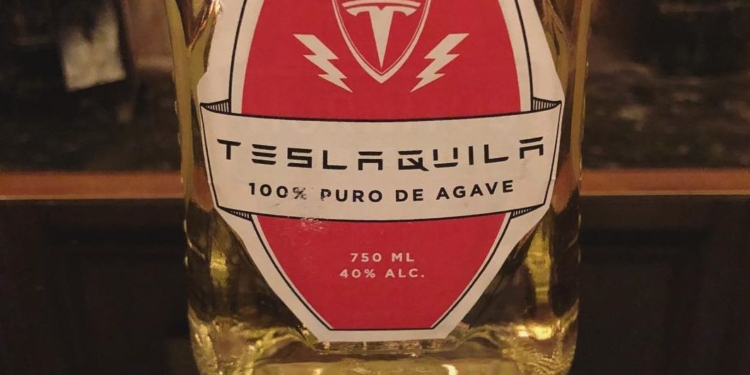 Tesla начнет производить текилу