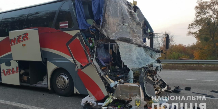 В полиции рассказали подробности аварии с участием актеров «Дизель Шоу»