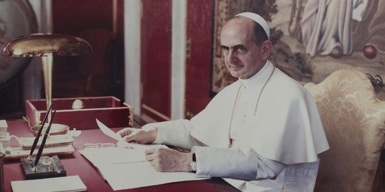 Папу Римского Павла VI канонизировали